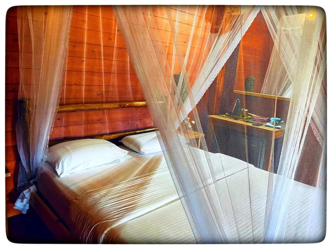 Ella Wood Cabin Εξωτερικό φωτογραφία